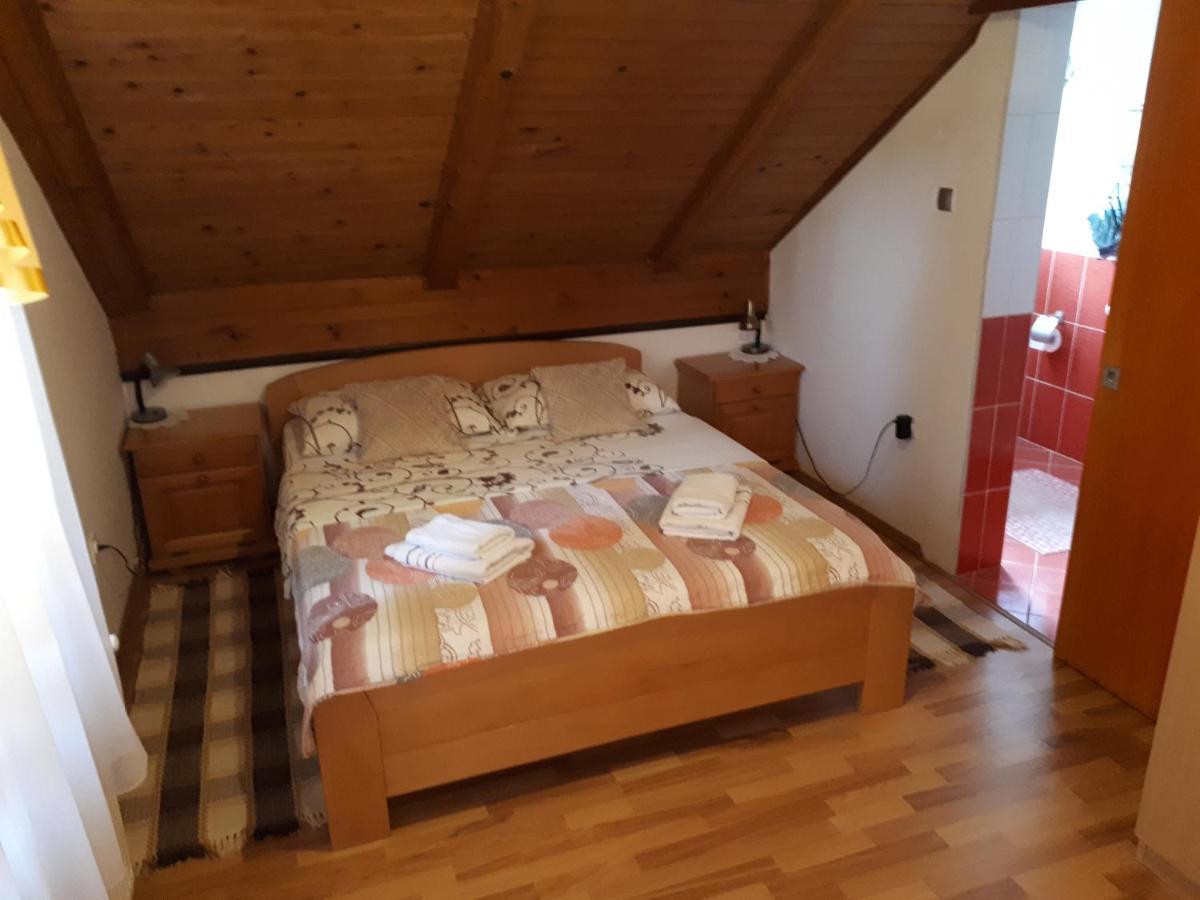 Guest House Family Varda Plitvice Lakes Plitvička Jezera المظهر الخارجي الصورة