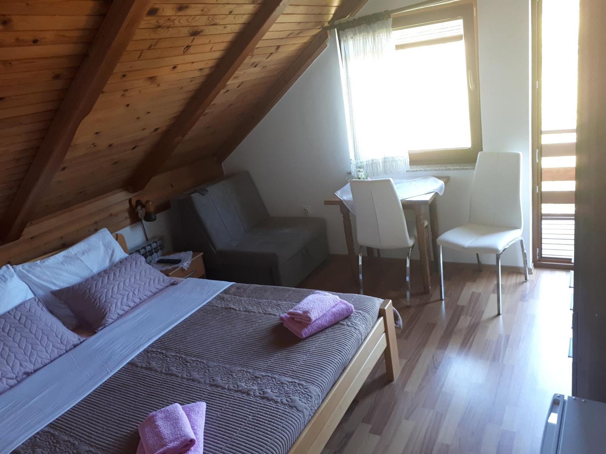 Guest House Family Varda Plitvice Lakes Plitvička Jezera الغرفة الصورة